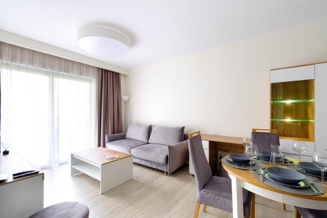 Hello Apartments Zajezdnia Wrzeszcz With Private Parking Gdansk Exterior photo