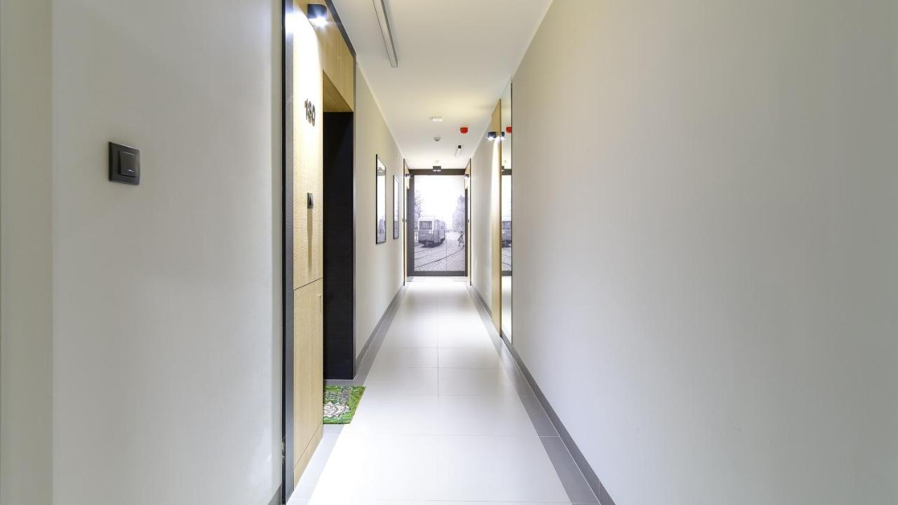 Hello Apartments Zajezdnia Wrzeszcz With Private Parking Gdansk Exterior photo